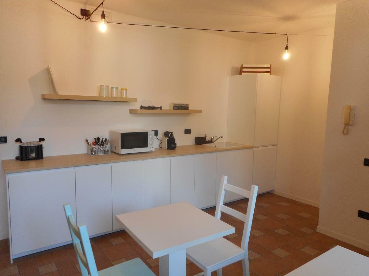 Borgo Antico Rooms Self Check-In Bergamo Bagian luar foto